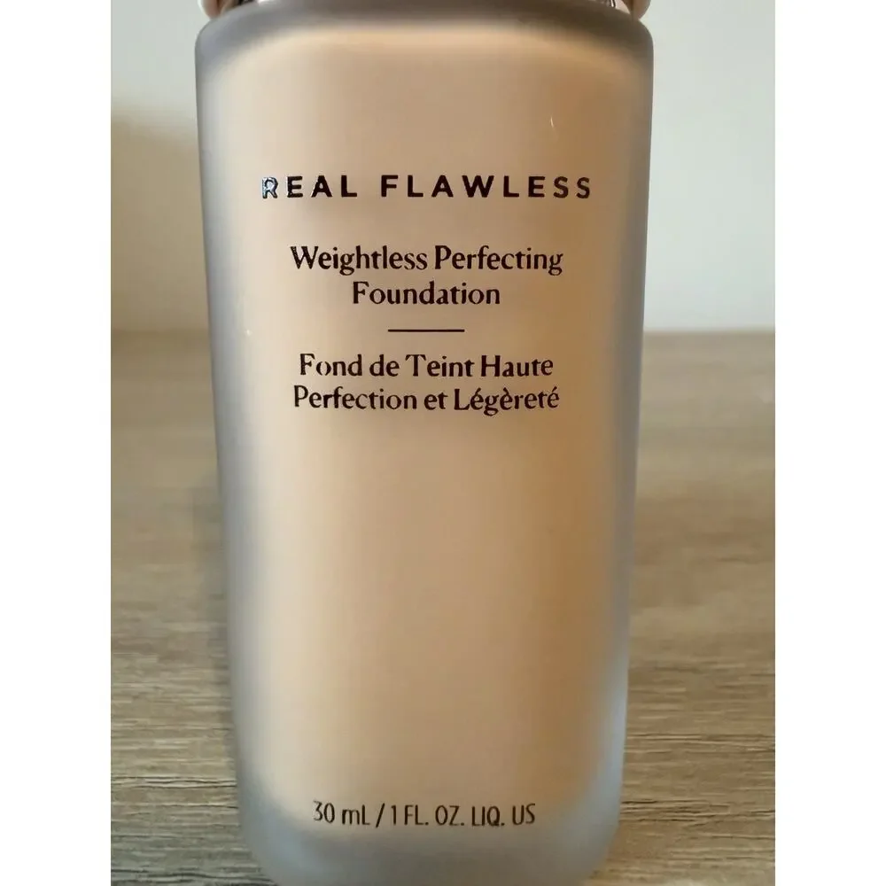 Laura Mercier Real Flawless Weightless Perfecting Foundation 3W0 Sandstone 1oz